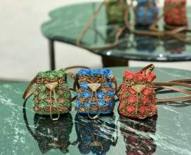 Picture of Prada Handbags _SKUfw204236355fw